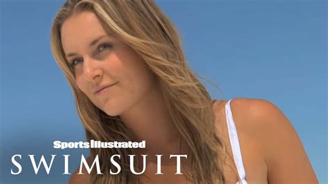 WATCH: Wozniacks SI body paint comes off in outtakes